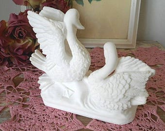 Vintage Swan Ornament / Display Piece