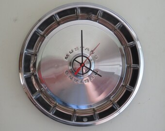 1971-73 Ford Mustang Hubcap Clock - Item 2616