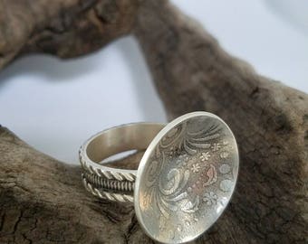 Patterned Domed Sterling Silver Ring - size 7.5