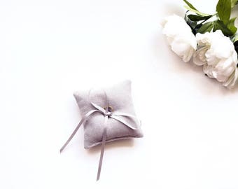Mini Ring Pillow - Ring Bearer Pillow - Grey Minimal Ring Pillow - Ring Pillow Wedding - Ring Cushion - Wedding Pillow - Ring Bearer - 6X6"