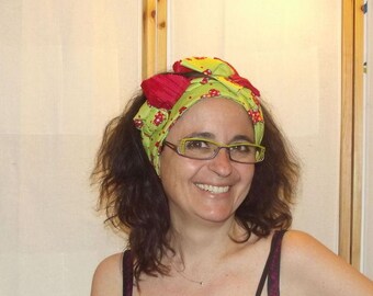 The headband four in a green and Red
