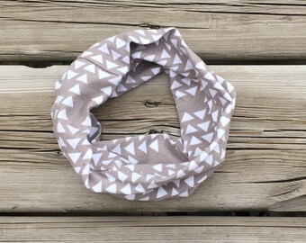 Baby Infinity Scarf, Scarf Bib, Toddler infinity Scarf
