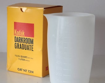 Kodak One Quart Plastic Darkroom Graduate
