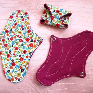 Set of 3 DAILY Panty-liners~ washable panty liners~ cotton reusable pads~ for daily use/ light flow period days/ tampon backup~ natural eco!