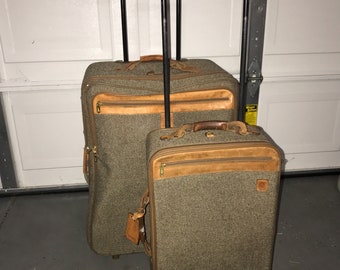 Hartmann tweed luggage w/2 wheels lots of 2 bags