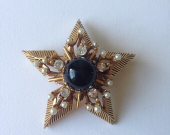 Vintage Florenza Gold Tone Star Large Signed Brooch