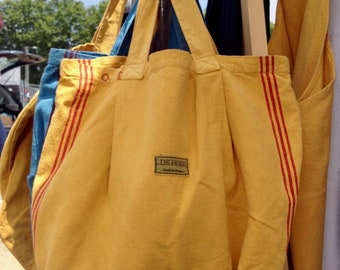 Recycled fabrics tote bag.