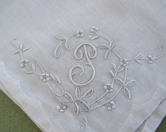 Monogrammed "P" Hankie - Embroidered Vintage 1940s Handkerchief WHITE Linen - White Monogram P Wedding Hankie Bridal Mother of the Bride