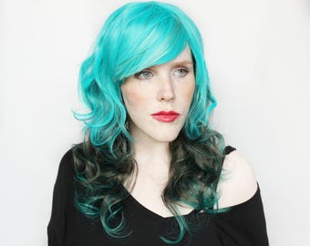 Teal wig | Gray Wig, Scene Wig | Halloween wig, Cosplay wig, Curly wig | Halloween Costume wig, Long Teal wig with bangs | Honeydew