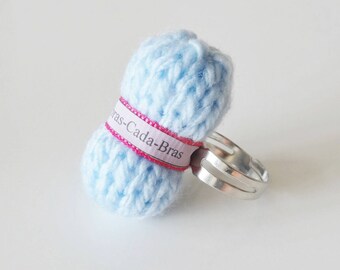 Ring of light blue yarn (customizable)