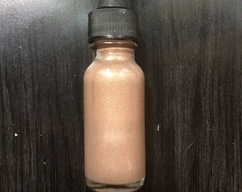 Light Brown/Metallic Brown/Honey Liquid Highlighter
