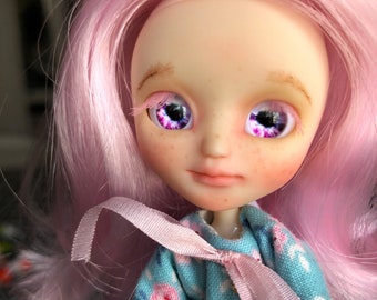 Custom petite pullip doll