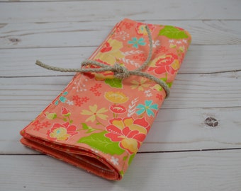 Reversible Napkins, Cloth Napkins, Luncheon Napkins, Spring Napkins, Fabric Napkins, Set of Four Napkins, Washable Napkins, Orange Napkins
