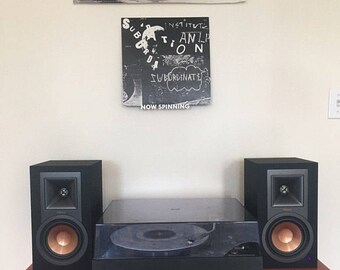 Now Spinning Vinyl Record Wall Mount Display Shelf - 3D Printed Wall Art Decor - Now Playing