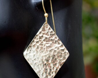 Brass earrings , Hammered brass, Hammered brass earrings, Metalwork earrings, Chandelier earrings,Gold metal jewelry,Textured metal earrings