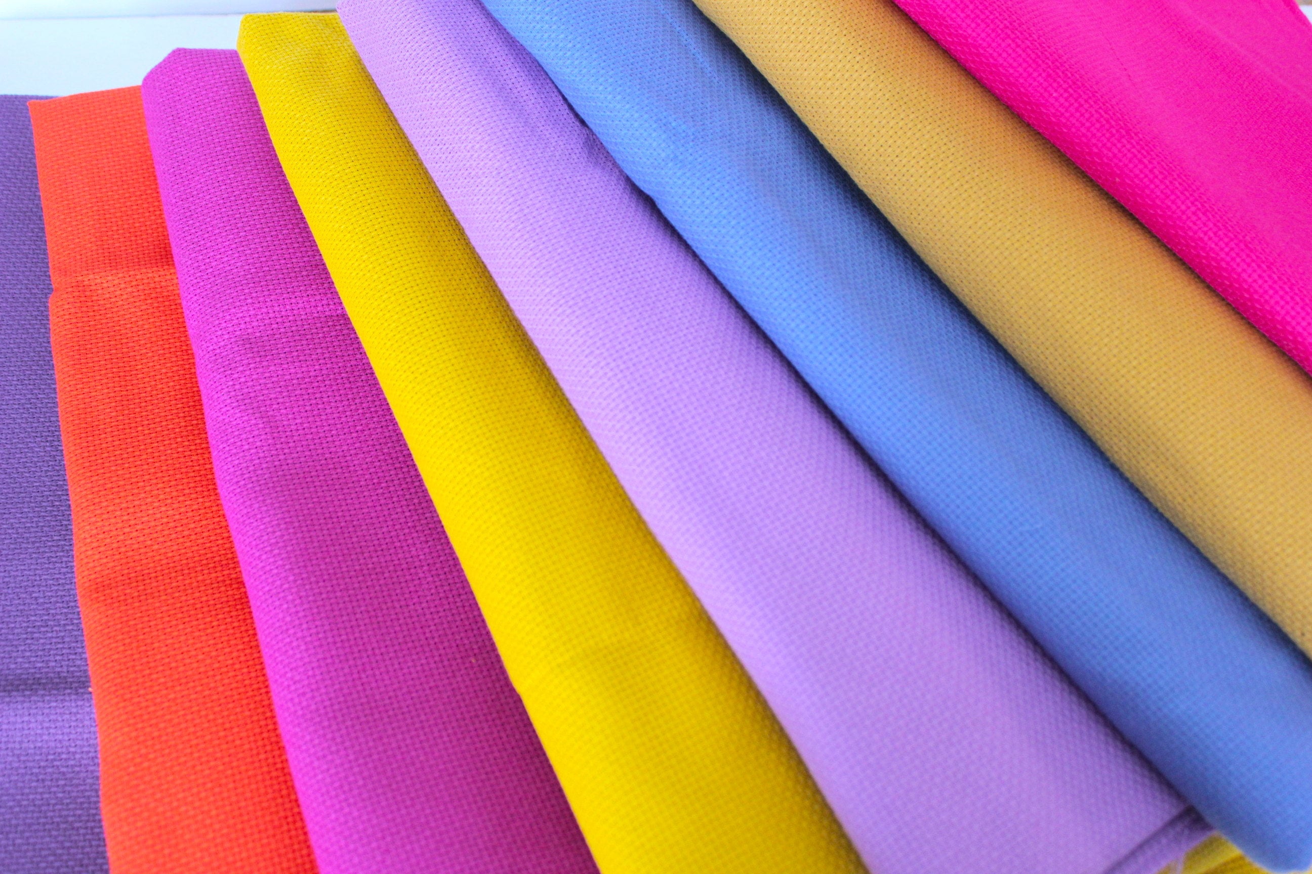 AIDA Cloth 11 Count 15 in x 18 in 38 cm x 45.5cm Cross