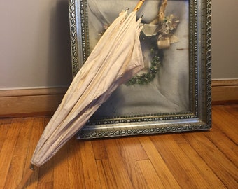 Edardian Cream Silk Parasol