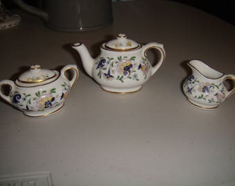 Coalport Mini Teapot, Creamer and Sugar Bowl - Pageant Pattern