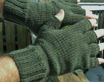 Half Finger Gloves Men's Hand Knit Green Washable Merino Wool Half Finger Gloves Hand Warmers Green Merino Wool Men's Short Finger Gloves