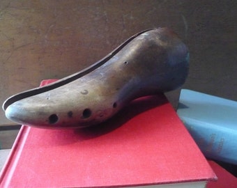 Vintage Wood Shoe Form, Hinged Shoe Form, Wooden Shoe Stretcher, Gladiator Shoe Form