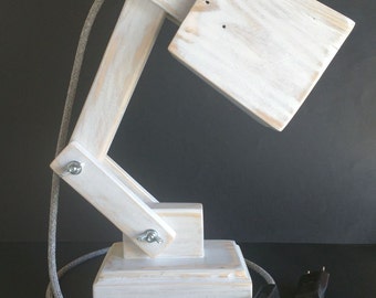 Recycled wooden Flexible pallet lamp