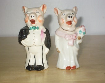 Pair Pig Bride and Groom Salt & Pepper Shakers 1940s
