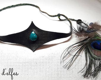 Tiaras in leather, feathers and genuine stone.