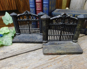 Vintage 1920's Cast Iron Gate Bookends