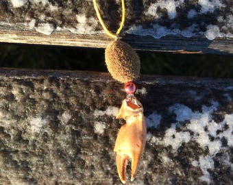 Seaside treasures jewellery. Norwegian beachcombing, Oslofjord.