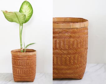 Straw Woven Basket // Plant Basket