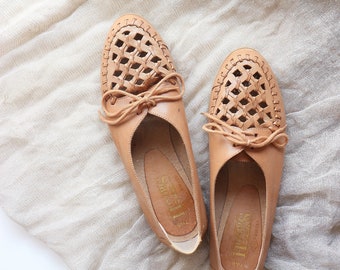 vintage cut-out oxford flats - size 7.5 - women's shoes