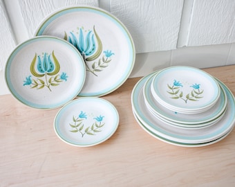 Vintage Franciscan earthenware Tulip Time plates dinnerware for 4 green blue 12 piece set stoneware dinner salad and bread plate