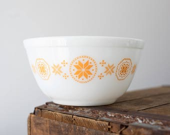 Vintage Pyrex 402 Town & Country