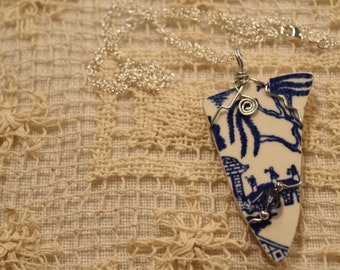 Broken China Wire Wrap Pendant Blue Willow Handmade with 28'' 925 Chain