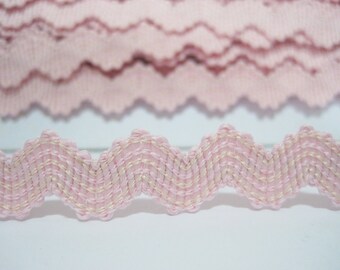 5 yards Soft Pink Elastic Rick Rack Trim, elastic trim, Ric Rac Trim, Rick Rack Lot, Rick Rack, elastic trim, pink trim, pink rick rack,pink