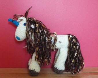 Large cream Unicorn