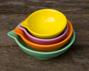 Measuring cups, Light green, Orange, lavender, yellow - Dark to light - ready to ship - hand painted