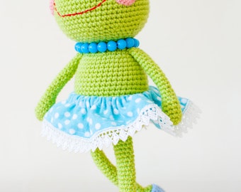 Sara, The Frog - Amigurumi PDF Pattern