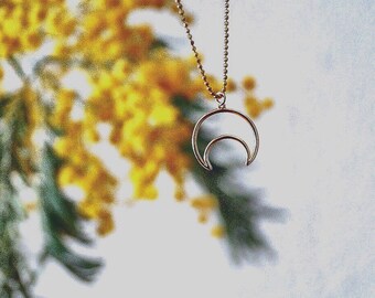 Half Moon necklace. HALFH Moon necklace.