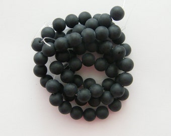 33 Black frosted glass beads B110