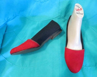 40s 50s Bright Red n Black Flats.6.5 N