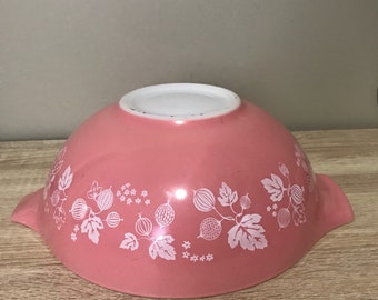 Pyrex Pink Gooseberry Cinderella Mixing Bowl 444