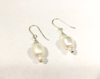 Pearl and Crystal Earrings, White Pearl Earrings, Bridal Earrings, Wedding Earrings