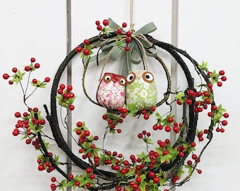 Owls wreath decorating the doors and walls beautifully / door hangers/wall decoration/home decor/Wreaths/Housewarming gift