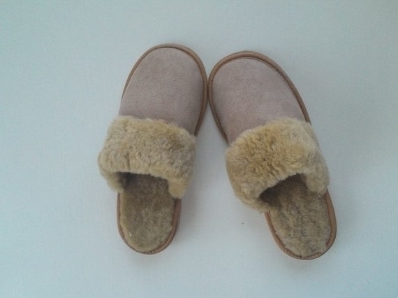 Women Sheepskin slippers Ukrainian fur slippers Warm slippers