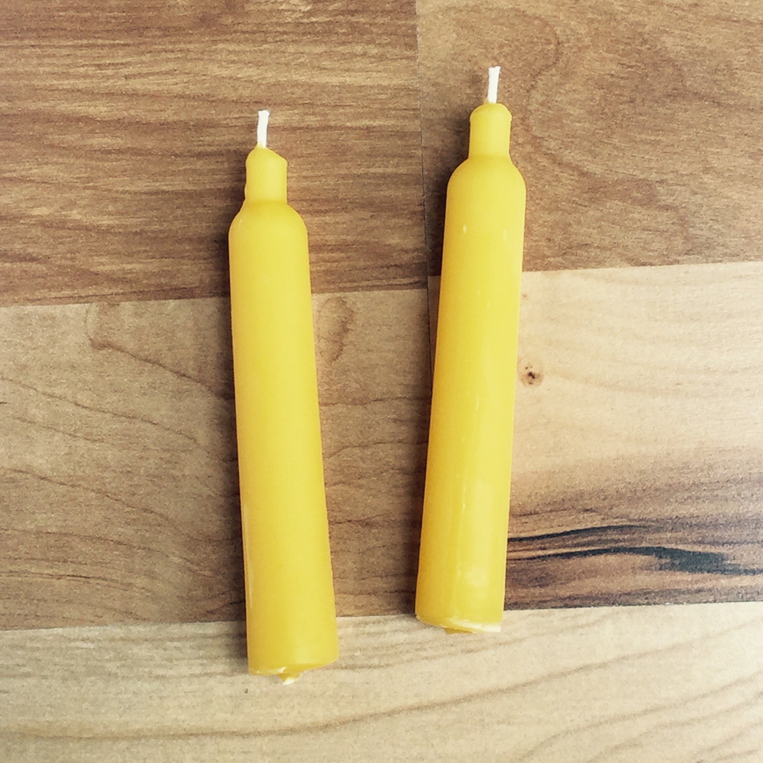 Shabbat Candles Pure Beeswax Box of 26 Candles Shabbos