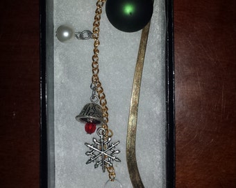 Christmas in June! Beautiful & Practical Chain Bookmark