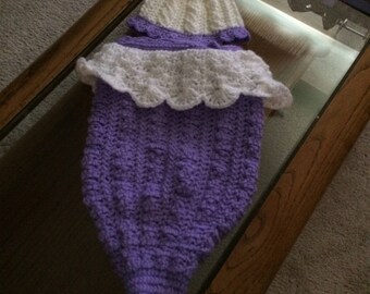 Baby Cocoon and Hat