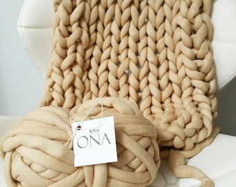 Jumbo Cotton Tube yarn Vegan Wool Beige