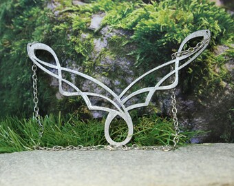 Elven jewelry.The Lord of the rings inspired.Lotr jewelry.Cosplay jewelry.Larp jewelry.Statement necklace.Silver bib necklace.Elvish jewelry